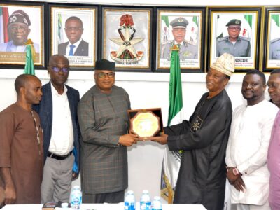 FOU Zone ‘A’: Maritime Journalists Celebrate Controller Gambo Aliyu For Excellent Performance